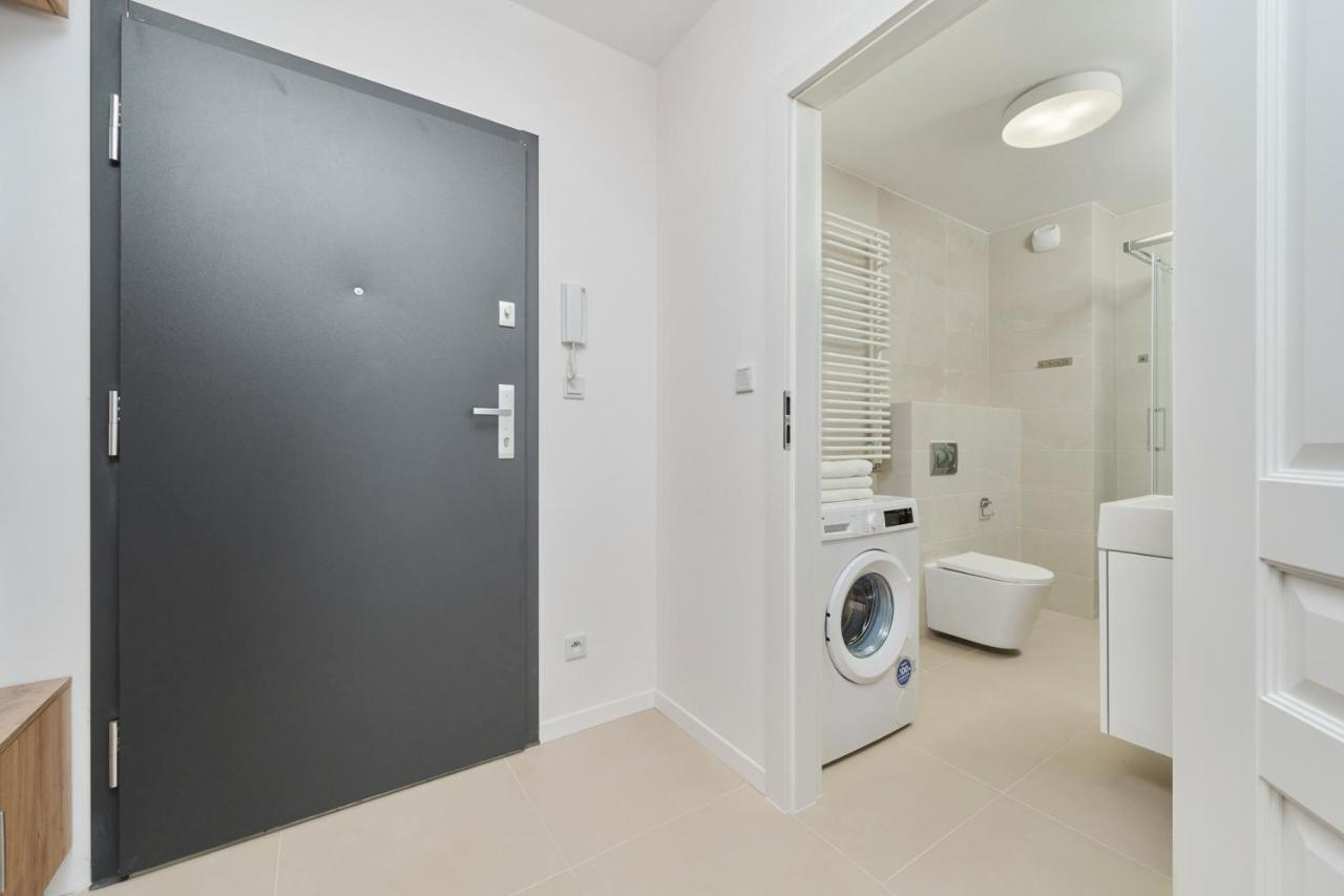 Modern Elegance Apartments Wroclaw With Ac By Noclegi Renters Exterior photo